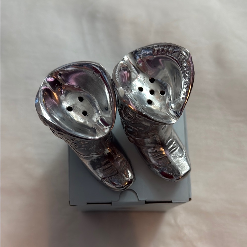 Arthur Court Cowboy Boot Salt and Pepper Set - Picture 3 of 8